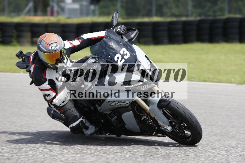 /Archiv-2024/29 12.06.2024 MOTO.CH Track Day ADR/Gruppe gelb/23